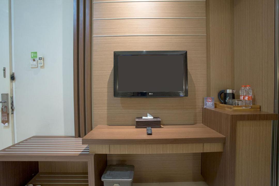 Life Emerald Hotel Σουραμπάγια Εξωτερικό φωτογραφία