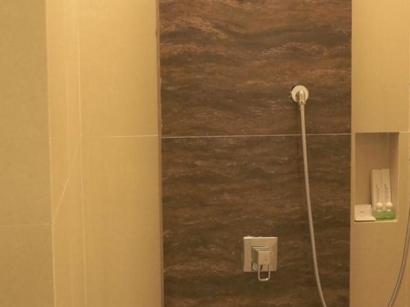 Life Emerald Hotel Σουραμπάγια Εξωτερικό φωτογραφία